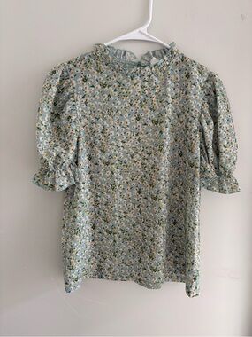 Light Green Daisy Print Ruffle Neck Dress